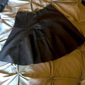 Black skirt. Size XS. Gently worn. Good condition